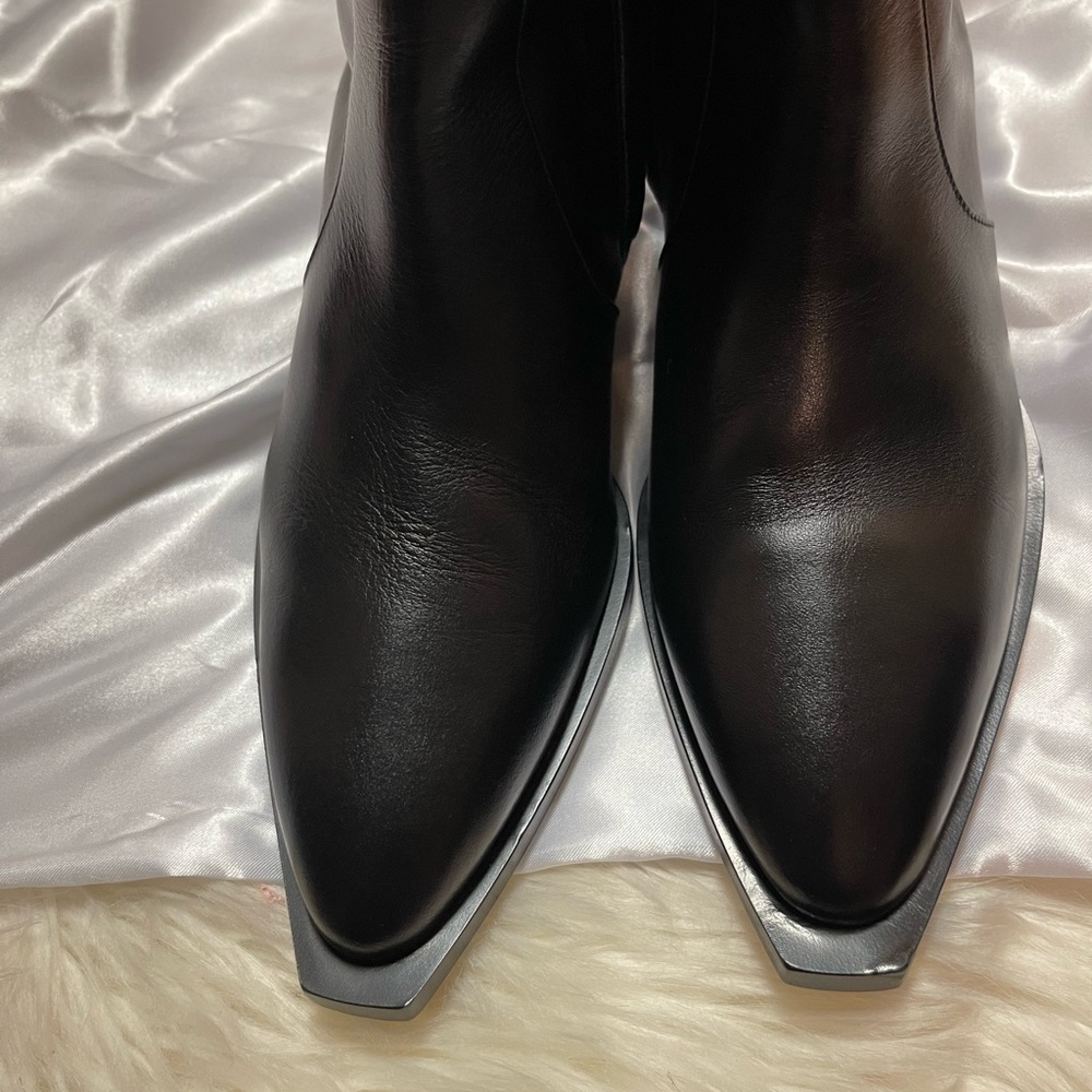 Dear Frances River Black Boot - Picture 9 of 16